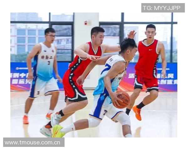 南京篮球队在篮球团队协作排行榜中荣登第九名展现出色团队精神与默契配合